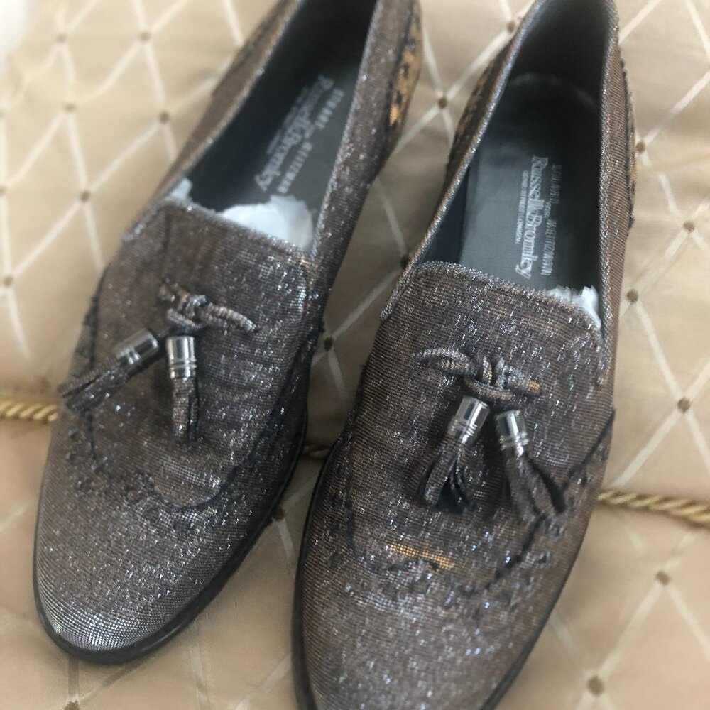 Stuart Weitzman for Robert Bromley Metallic fabric tassel loafers 8 1/2 EUC
